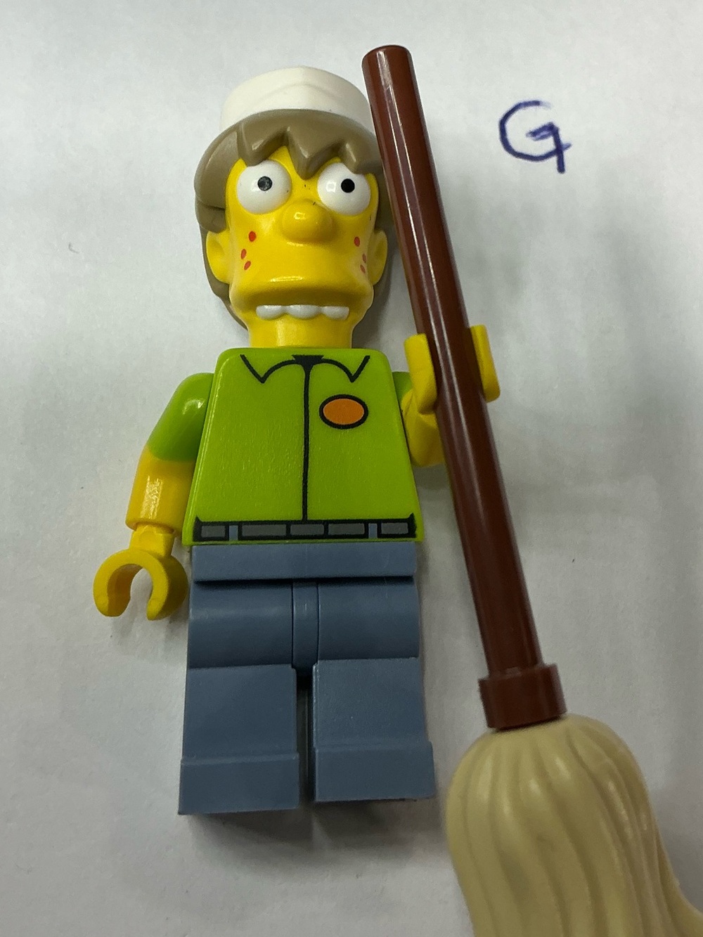 Squeaky-Voiced Teen minifigures